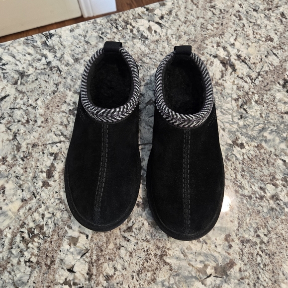 Koolaburra UGG Slippers - Picture 3 of 4